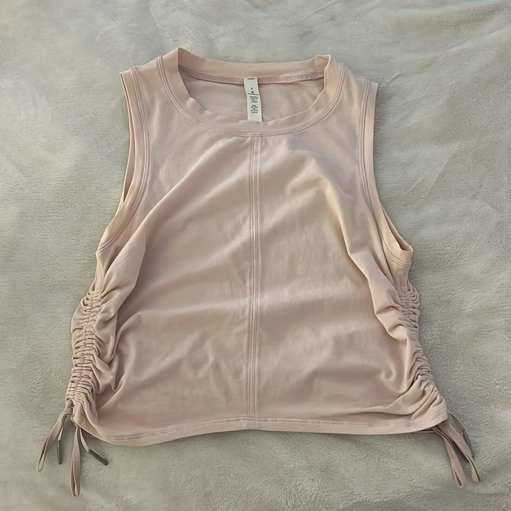 lululemon sinch top!